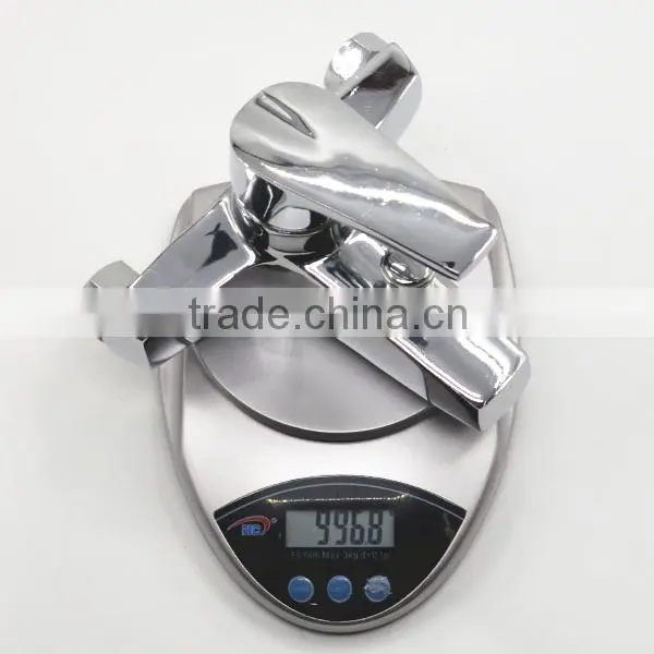 2015 good quality brass cold and hot water mixer bath faucet