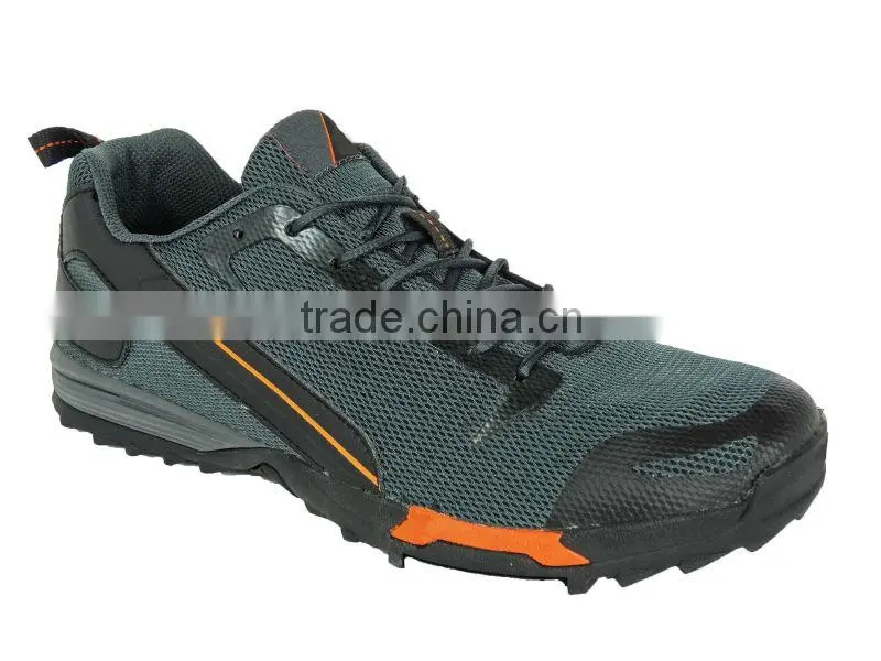 2016 New style Super Light and Breathable Training Sport Shoe