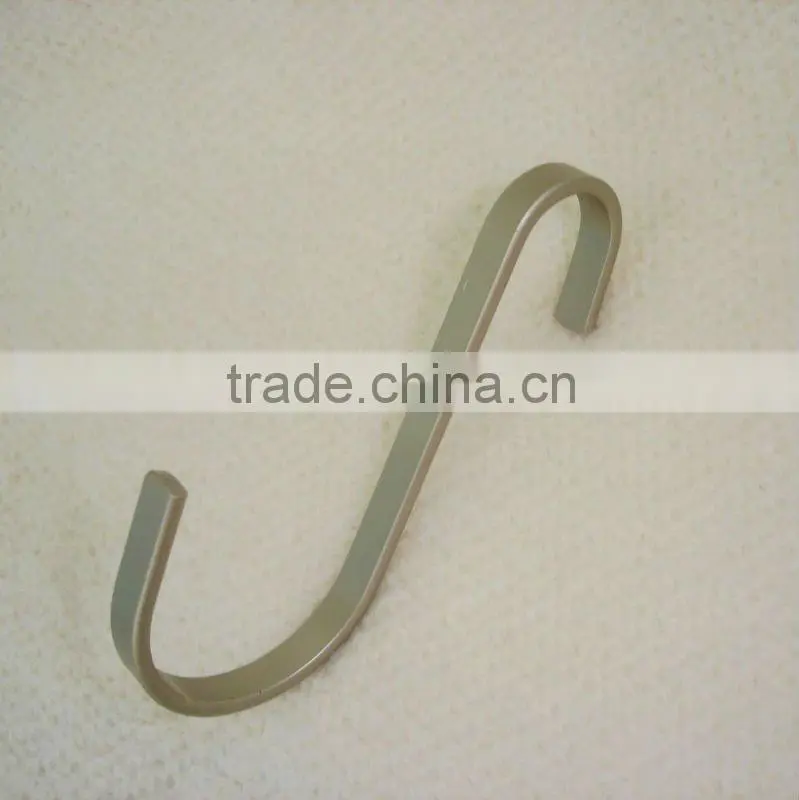 FM-65 Matt black S shape metal hook