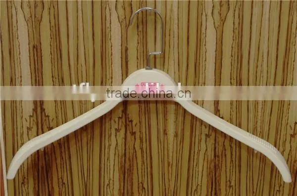 space saving plastic hanger