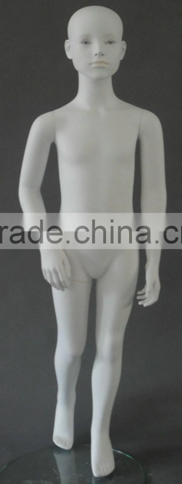 China cute sitting mannequin enfant