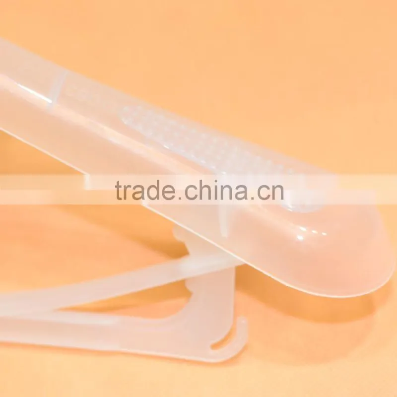 Wholesale easy plastic clothes/coat/suit hanger for suit display