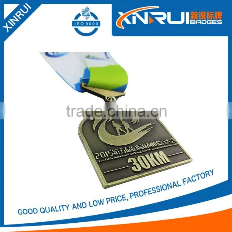2016 Good Quality useful cheapest custom metal pin badge