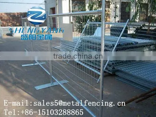 Factory of galvanized folding crowd control barrier,metal can removable fence