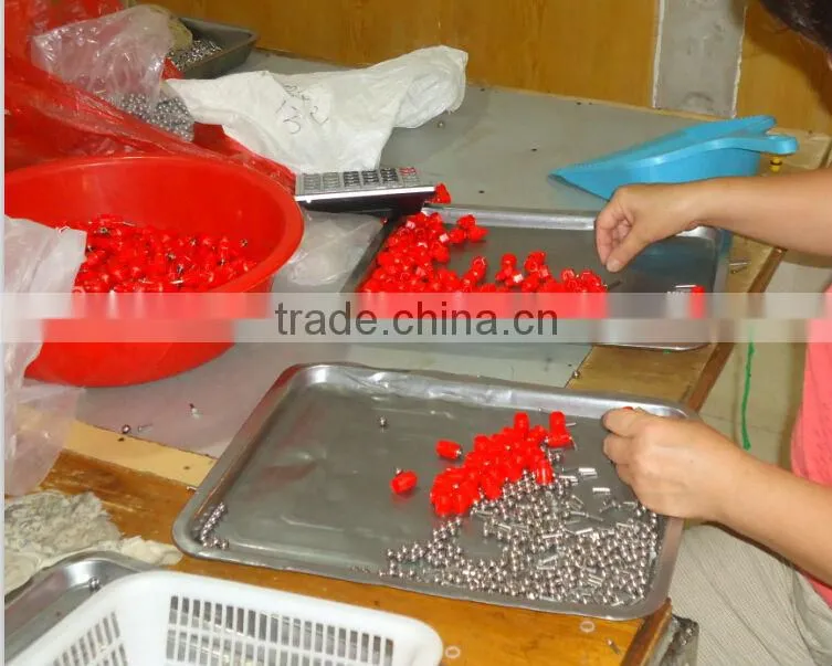 Automatic ball valve chicken nipple drinker