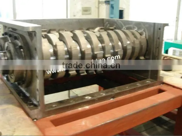 wood and plastic double shaft shredder
