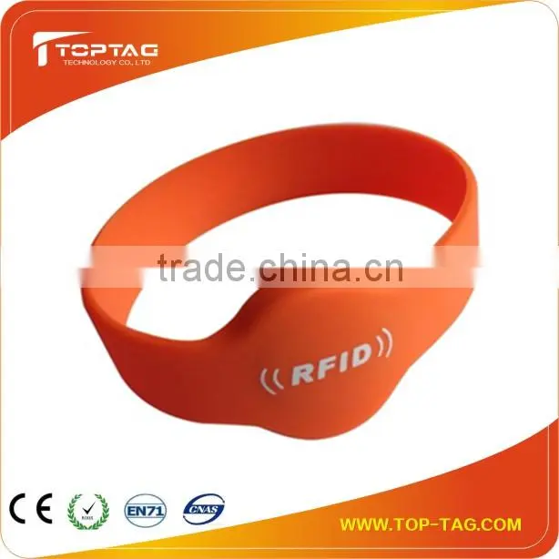 2014 new ntag203 silicon Dual frequency RFID wristband black color simple style