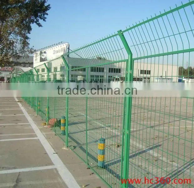 Hot-dipped Welded Wire Mesh Manufacturer