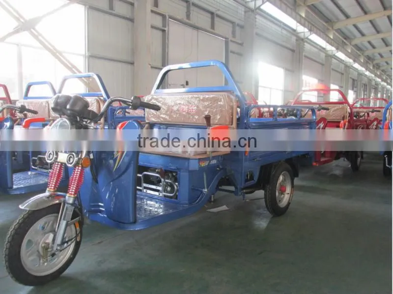 Three wheel cargo motorcycles