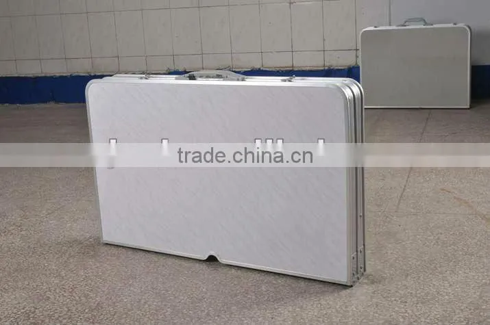 Outdoor Aluminum Folding Table