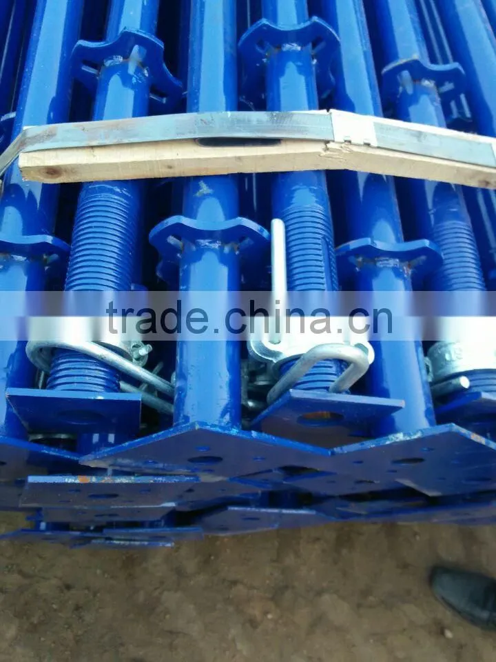 Adjustable steel props for construction