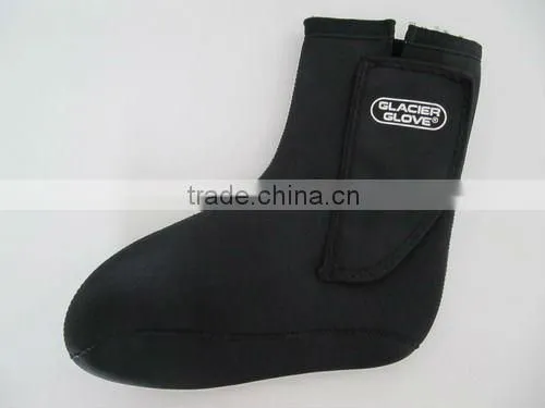 Waterproof neoprene water sport socks