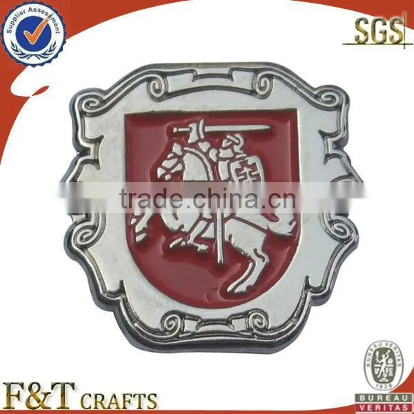promotional quality stamp die cut custom metal badge with plastic box