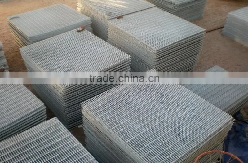 Easily assembled cheap galvanized welded wire mesh panels
