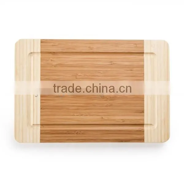 Bambu kitchen cutting board with all around juice groove