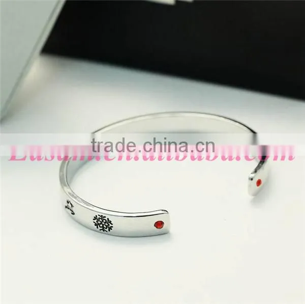 Vogue engraved metal christmas jewelry bracelet,silver plated christmas bracelet wholesale 2015