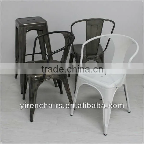 chair with arms - black