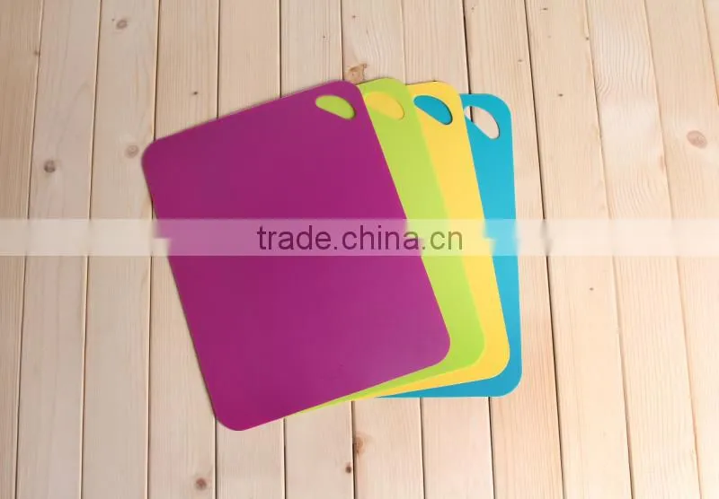 Chopping board colored plastic sheet for kitchen