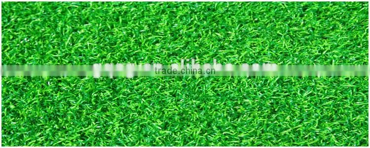 Green Polyethylene Synthetic Grass Outdoor Mat