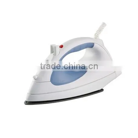 With 1200W stainless steel soleplate electric steam iron