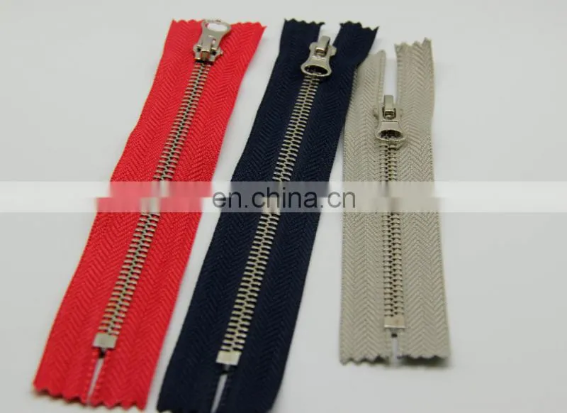 high quality customize NO.5 brass zipper for clothes