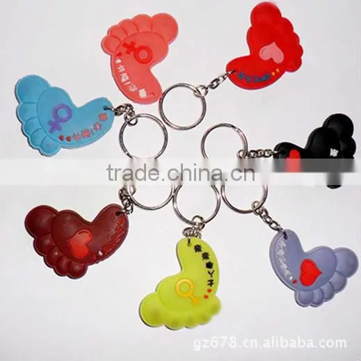 2015 promotion hotel keychain, soft PVC embossed logo key chain
