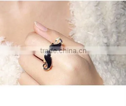 fashion mustache ring