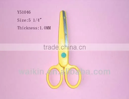 Fresh Color 5 1/4''Beautiful Shape Student Scissors