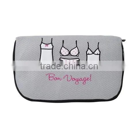 YIWU RODA 100% polyester high quality of sandwich mesh embroidery folding laundry bag