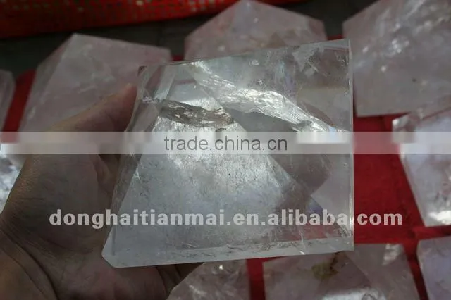 Charming Natural Crystal Pyramid Wholesale / Hot SaleClear Quartz Carved Pyramids
