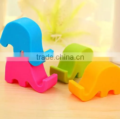 Nice design portable multifunctional universal mini elephant cell phone holder /mobile phone stand