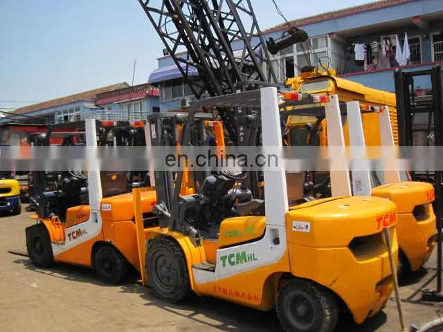 Japan TCM 3ton forklift . TCM FD30 diesel forklift in Shanghai