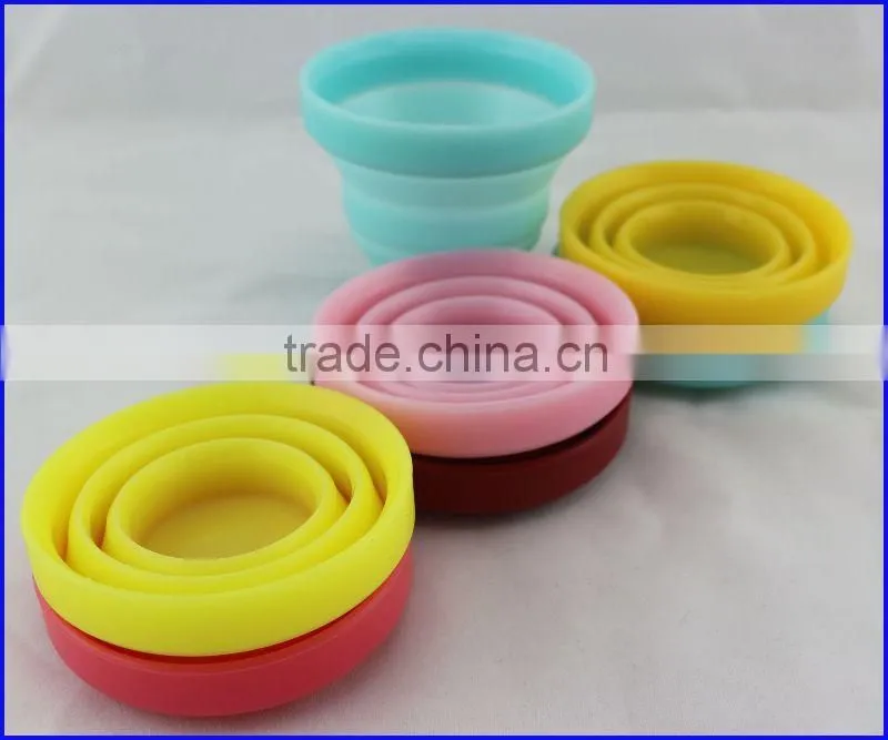 Eco-friend and reusable collapsible drinking cups
