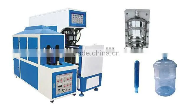 plastic injection molding machine