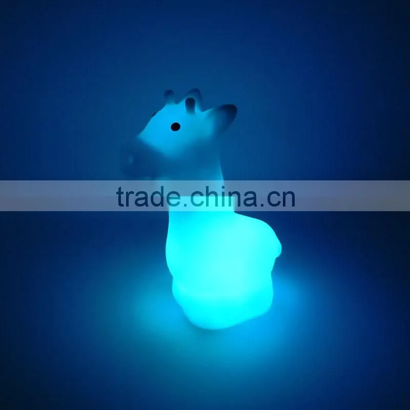 New Design Giraffe Roto Casting Led Light Vinyl Toy