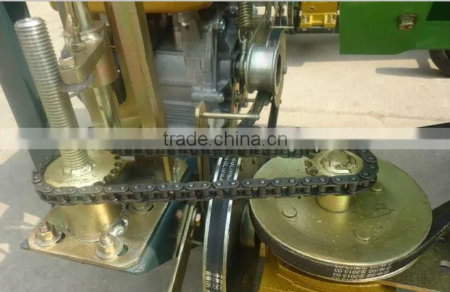 Hay wrapper (manufacturer)
