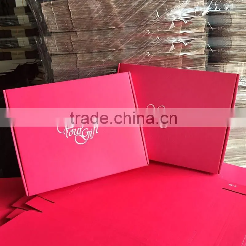 Custom printed matte black corrugated shipping boxes