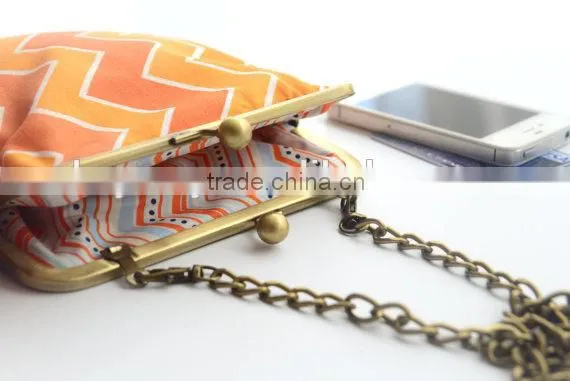 Elegant metal frame evening clutch bag wholesale