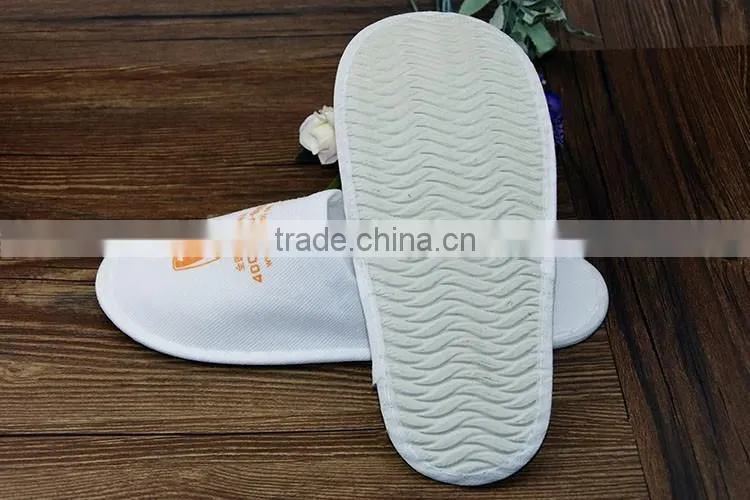 Cheap new pattern disposable hotel slippers wholesale for travel