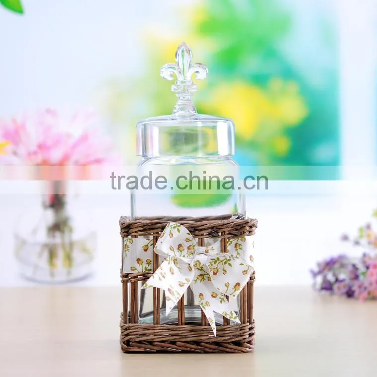 Wholesale square food grade glass storage jar with willow base