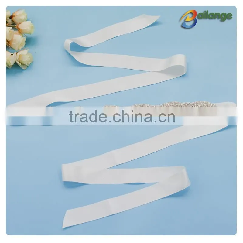 Hot selling new design rhinestone trim for women