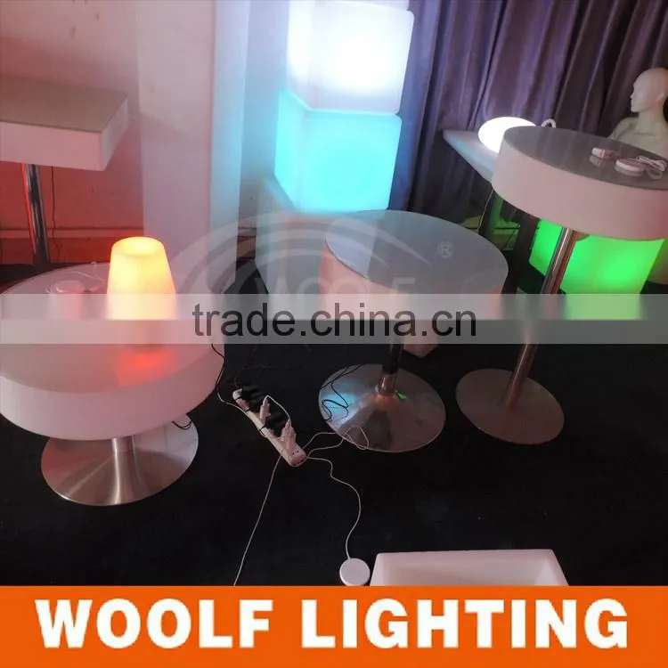 Fresh Plastic Elegant Round RBG Led Flashing Bar Table Dinner Table Coffee Table