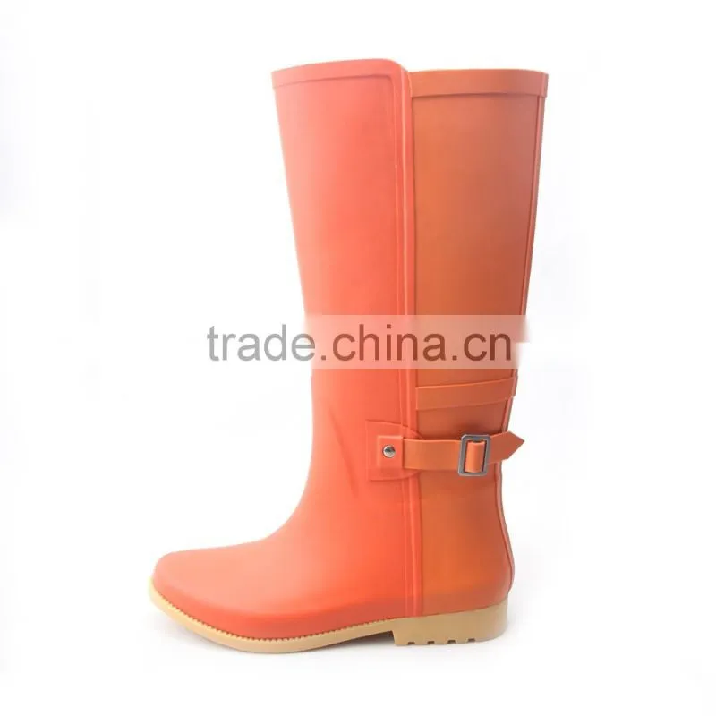 2017 women rubber rain boots with good shape