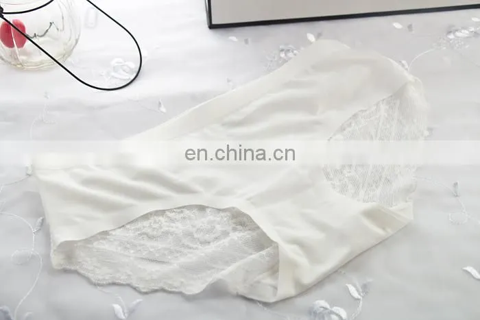 Sexy seamless panties with lace back panty