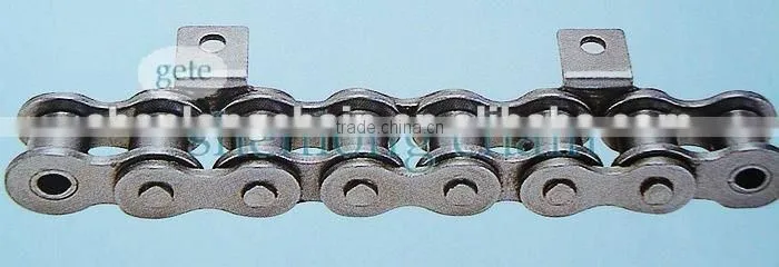 short pitch conveyor chain with attachment