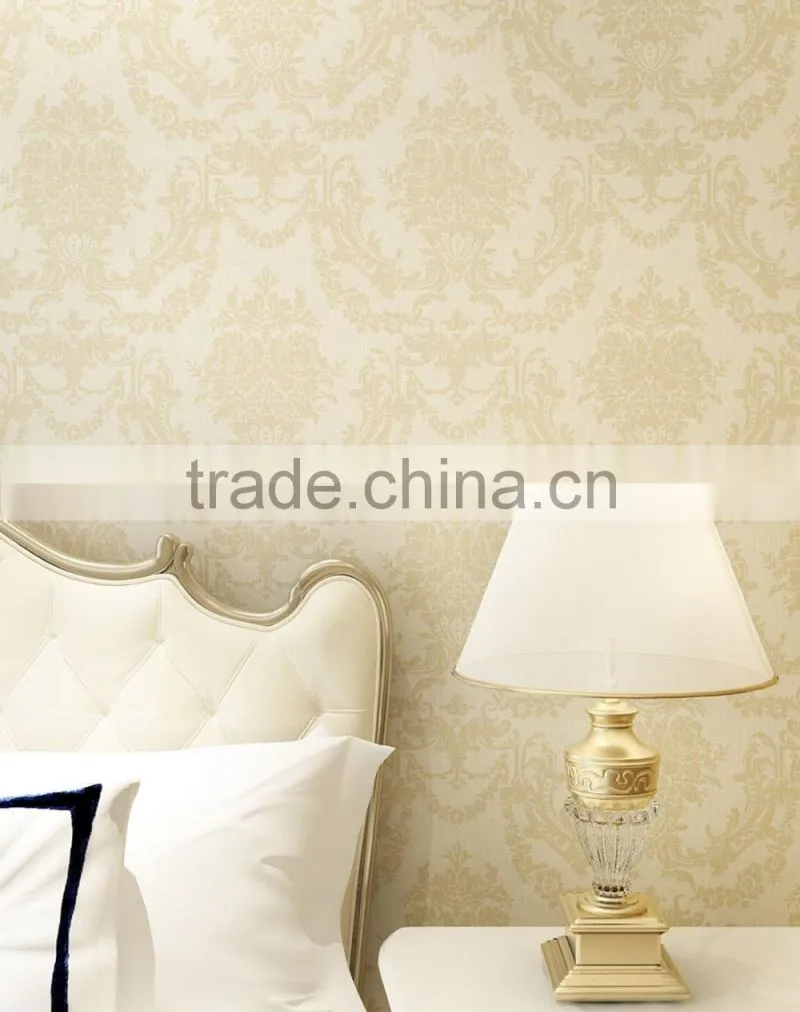 Romosa Wallcoverings Traditional Georgia Ivory White / Tan Faux Worn Damask Shabby Chic Wallpaper Roll Decor