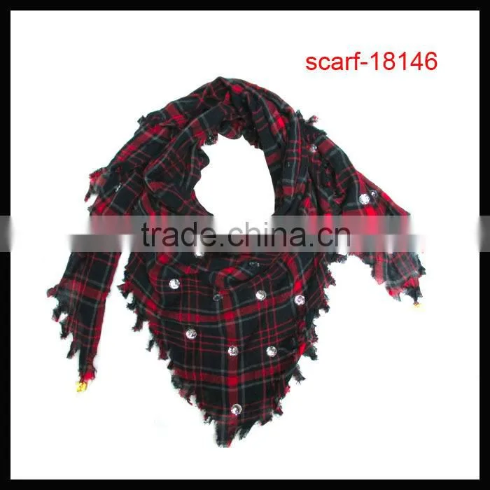 Hot Sale New Style triangle with small flower scarf