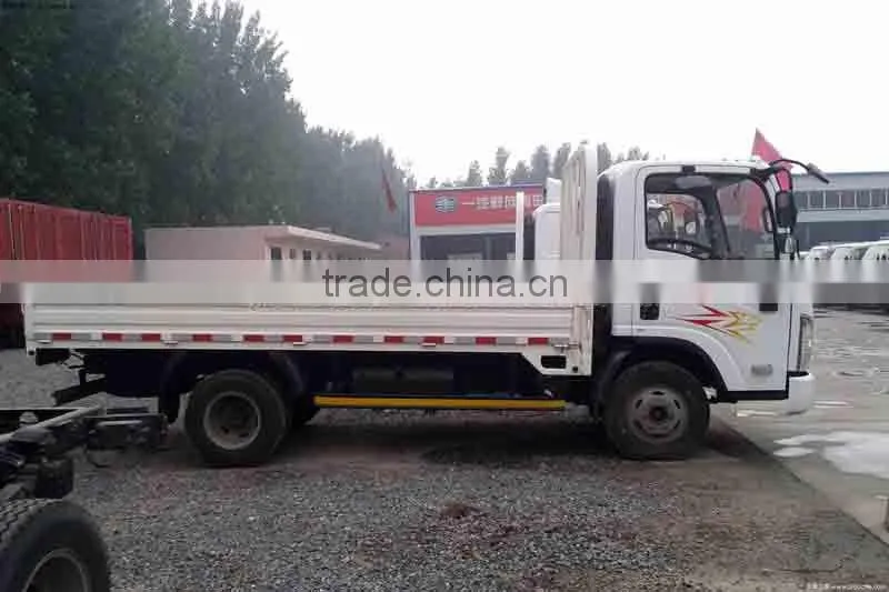 FAW 5T dry cargo truck