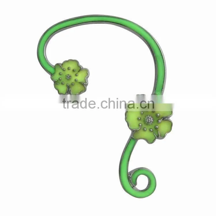 flower shaped glow in the dark stud alloy earring