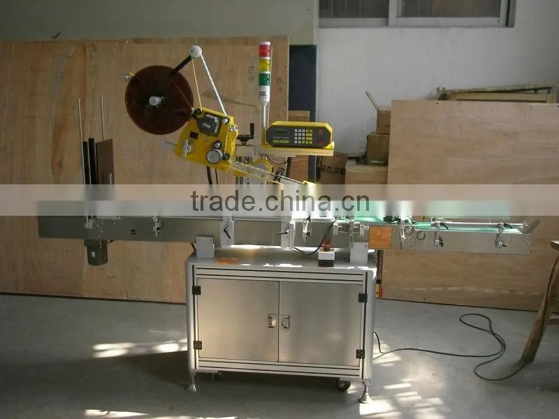 ZHTBP03 Plate Bottle Label machine